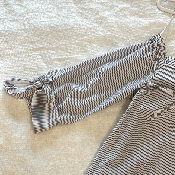 Babaton Malik Blouse - Picture 4 of 5